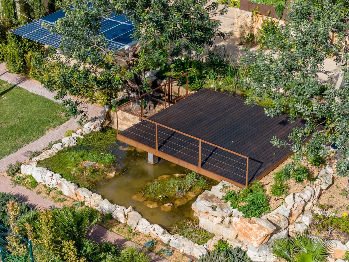 Gärten mit Swimmingpool