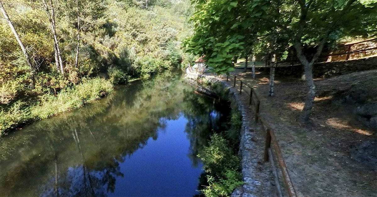 Praia fluvial de Pontemieiro