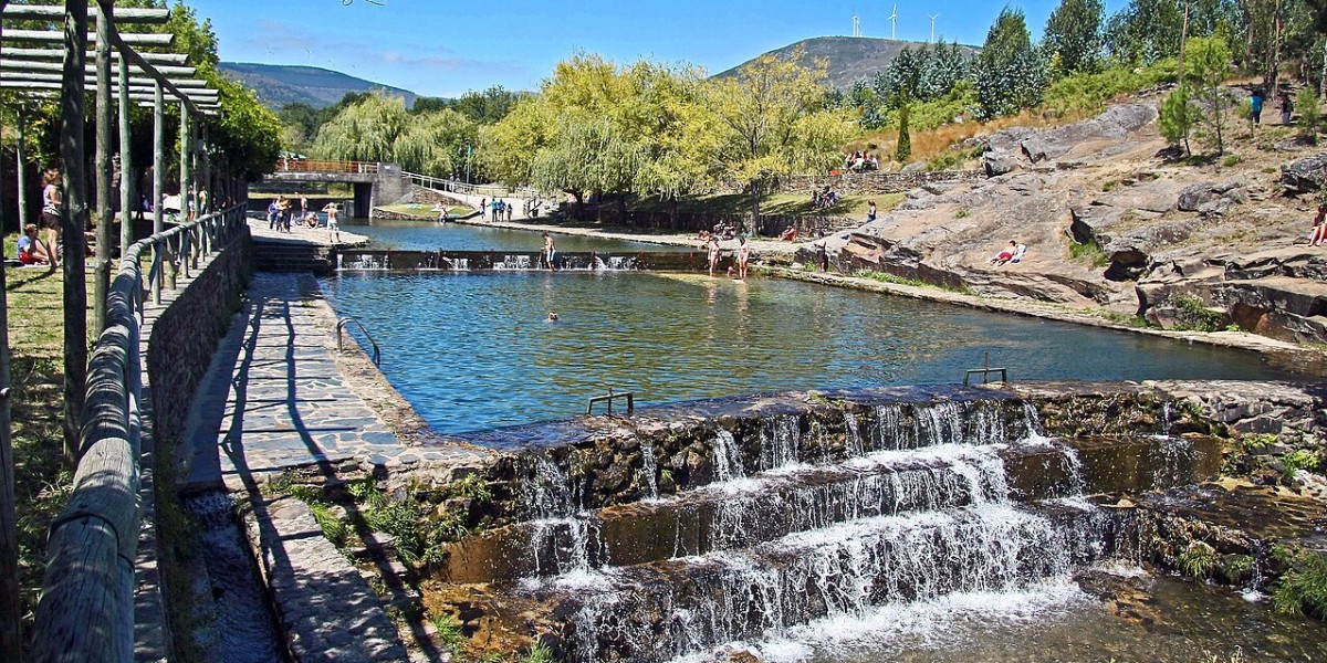 Praia fluvial Poço Corga
