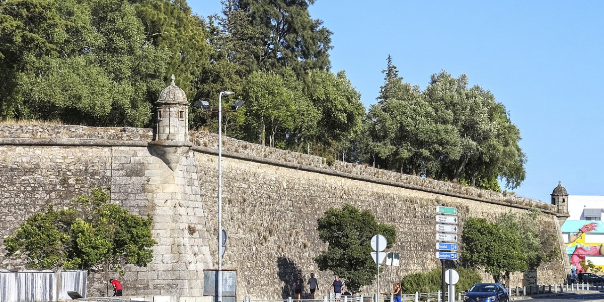 Évora