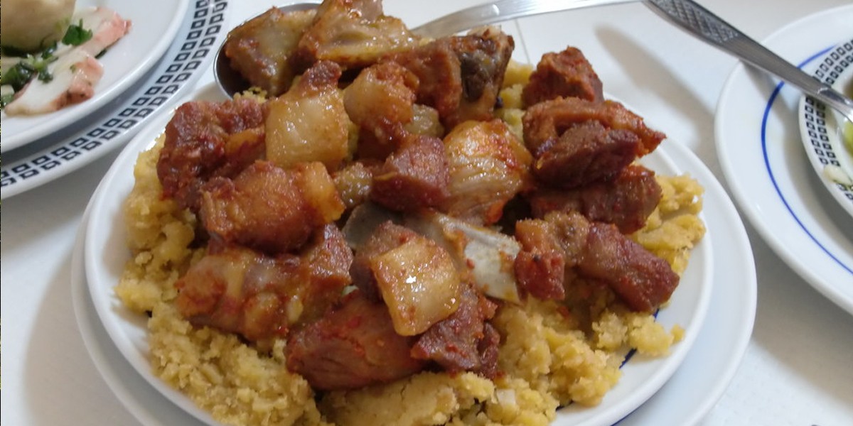 Migas à alentejana