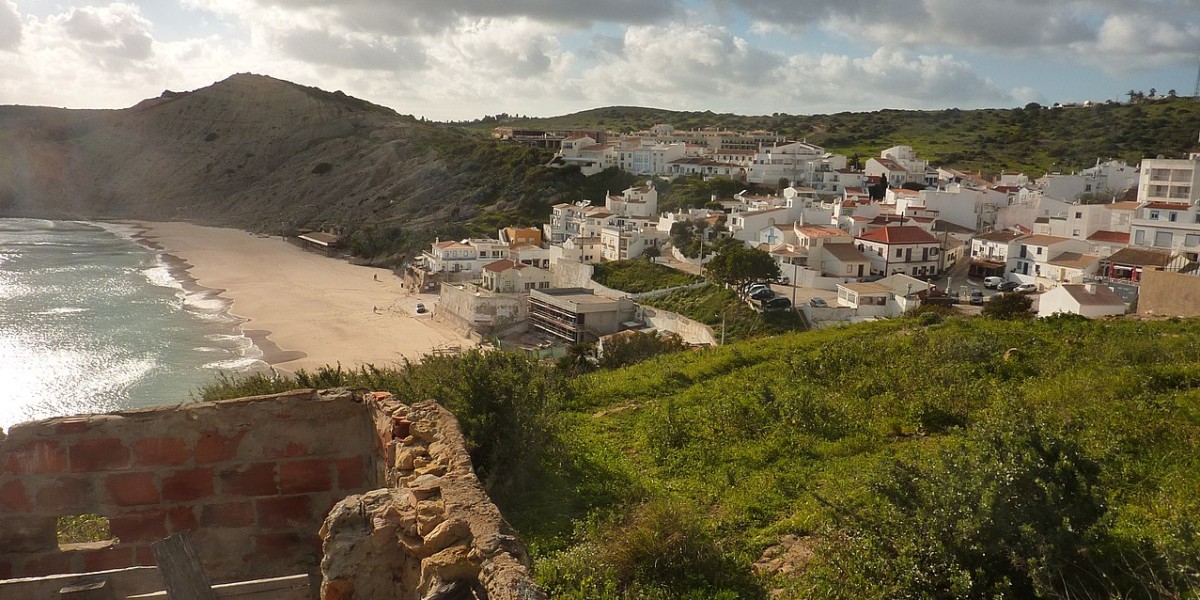Praia do Burgau