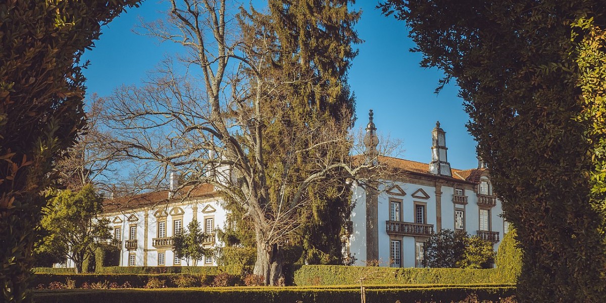 Fundação da Casa de Mateus