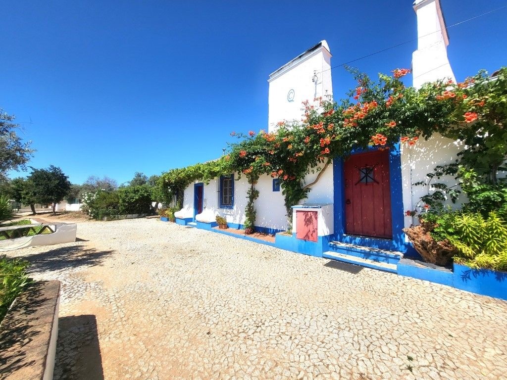 Casas à venda perto do Rio Douro