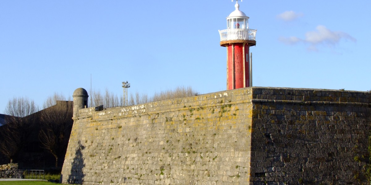 Farol do Castelo de Santiago