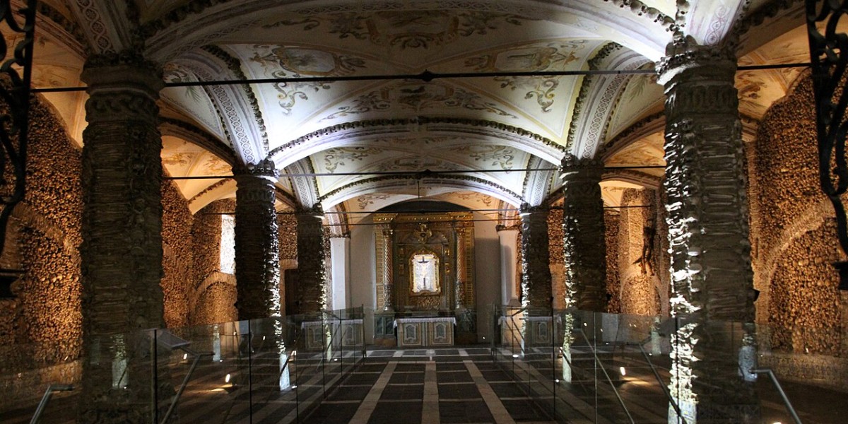 Capela dos Ossos