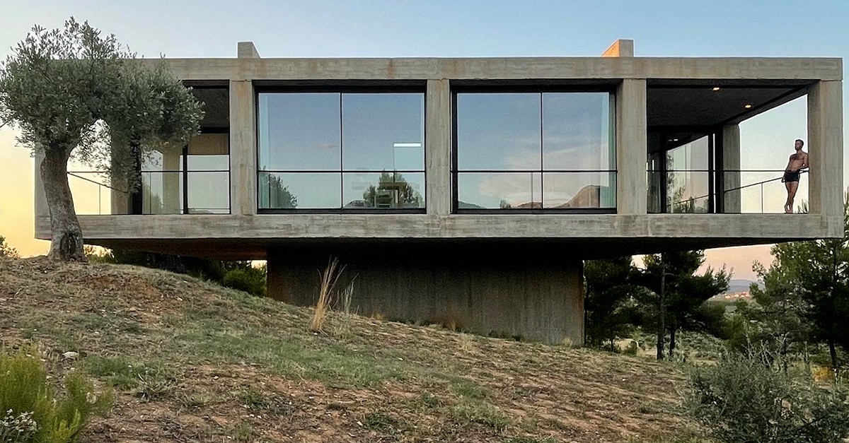 Solo Houses