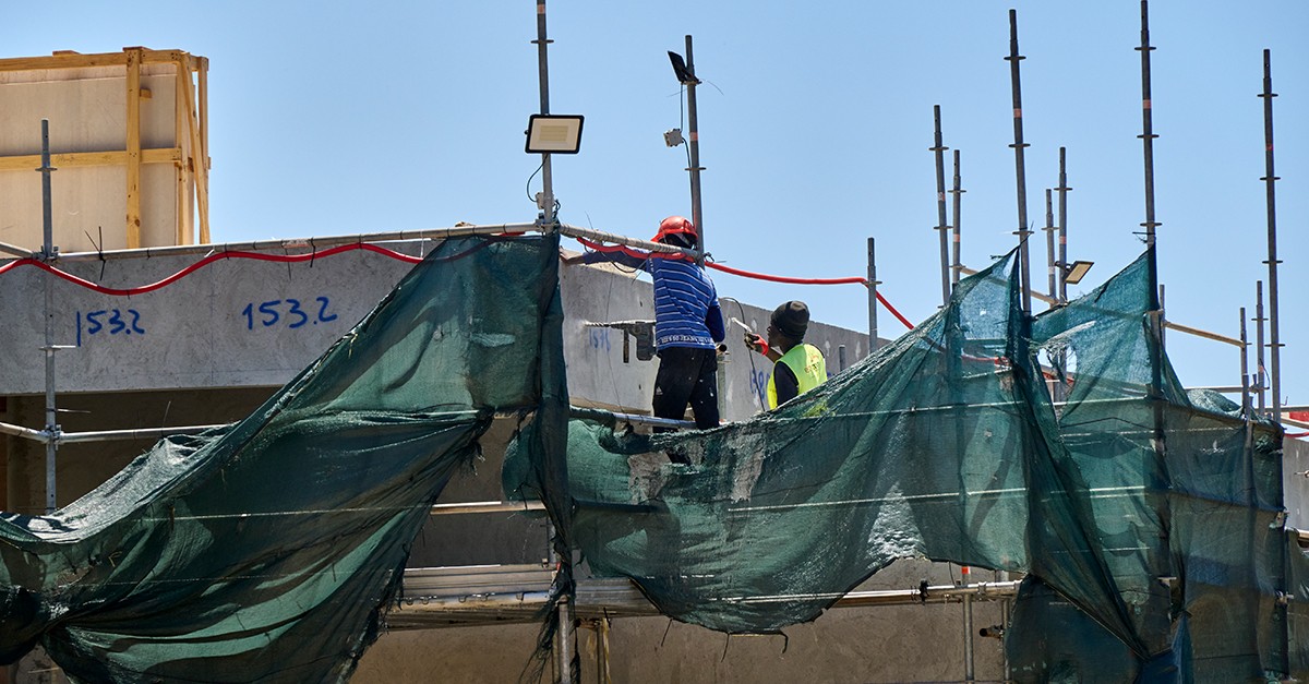 Mão de obra na construção