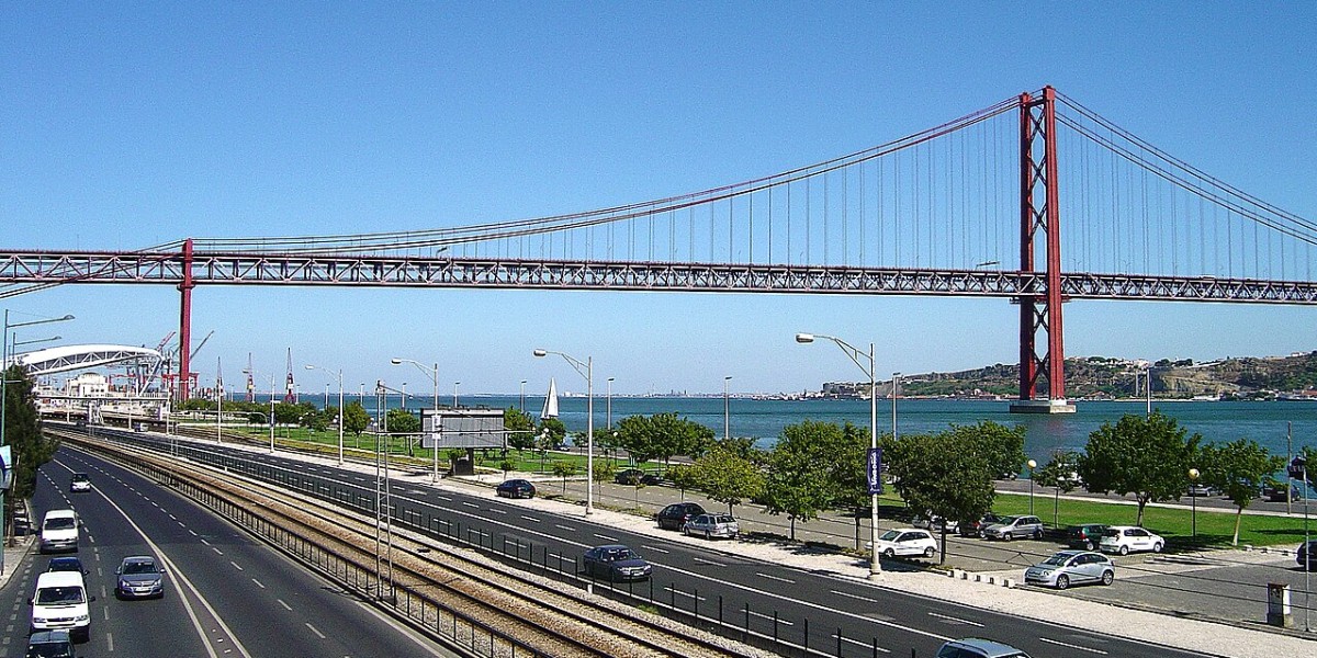 Ponte 25 de Abril