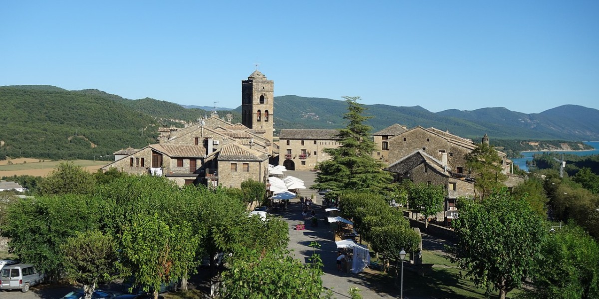 Aínsa