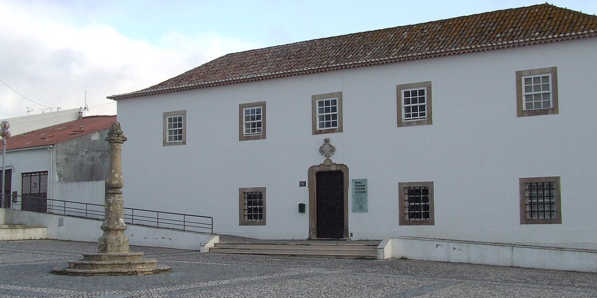 Museu Municipal Professor Raul de Almeida