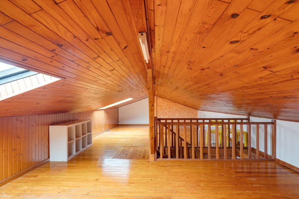 Sótão como espaço extra