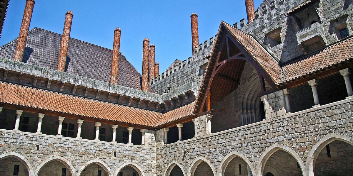 Palácio dos Duques de Bragança