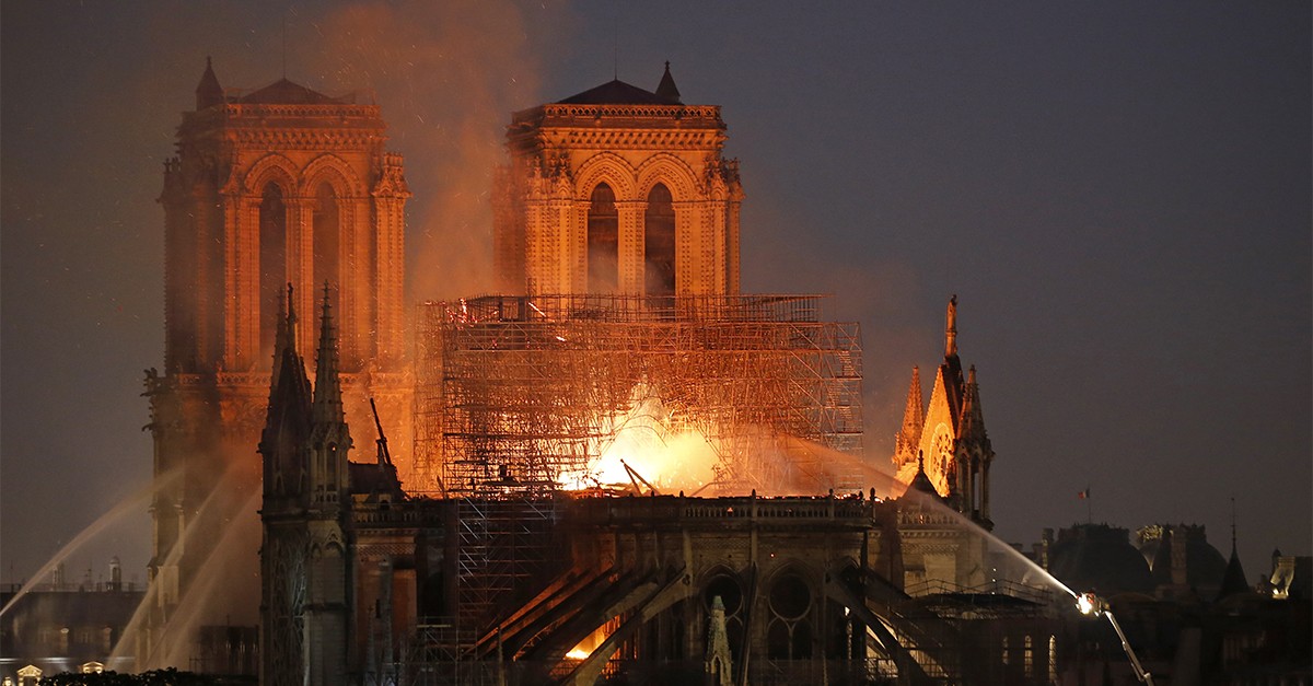 Incêndio em Notre-Dame
