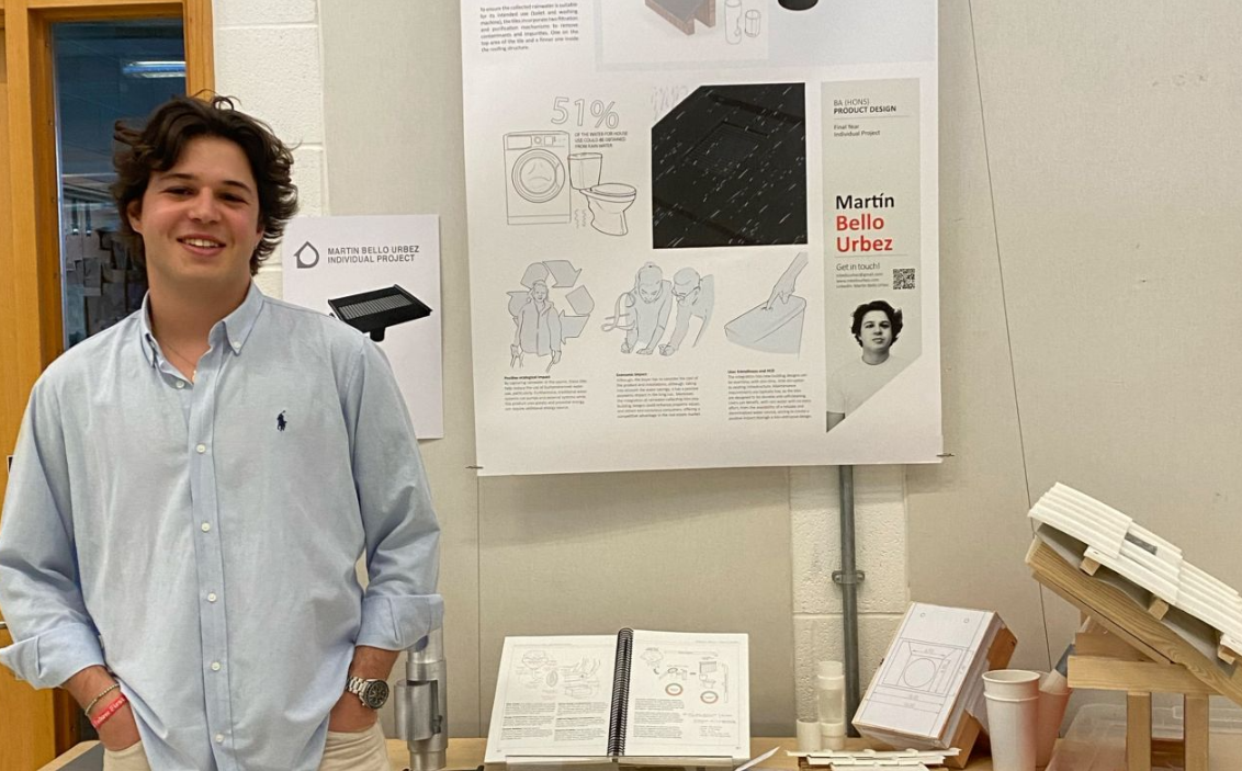 Un joven crea una teja que puede reducir el consumo de agua hasta en un 50%