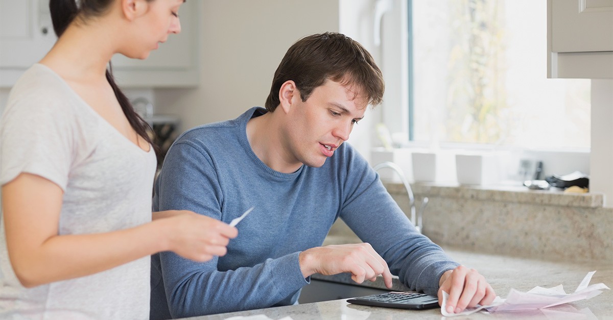 IMT jovem em doações de casa
