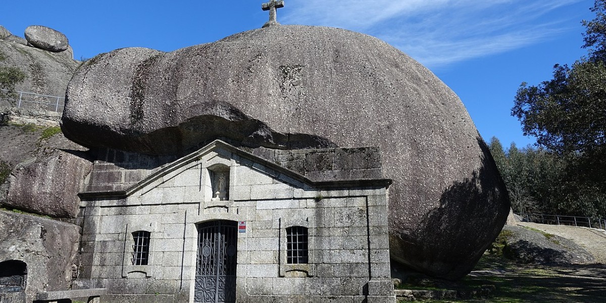 Santuário de Nossa Senhora da Lapa