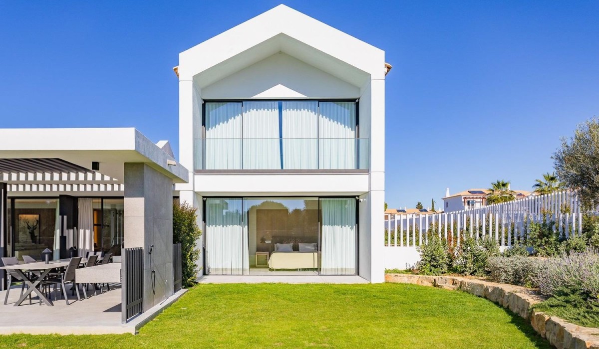 Architectural features