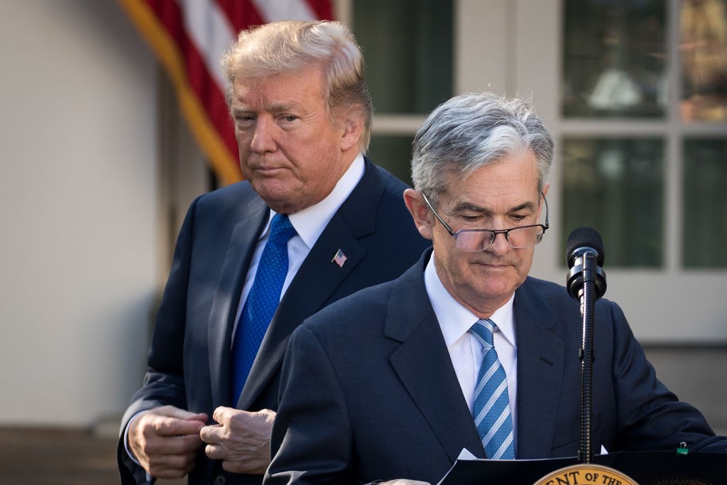 Donald Trump, presidente dos EUA, e Jerome Powell, presidente da Fed Juros nos EUA ficam inalterados