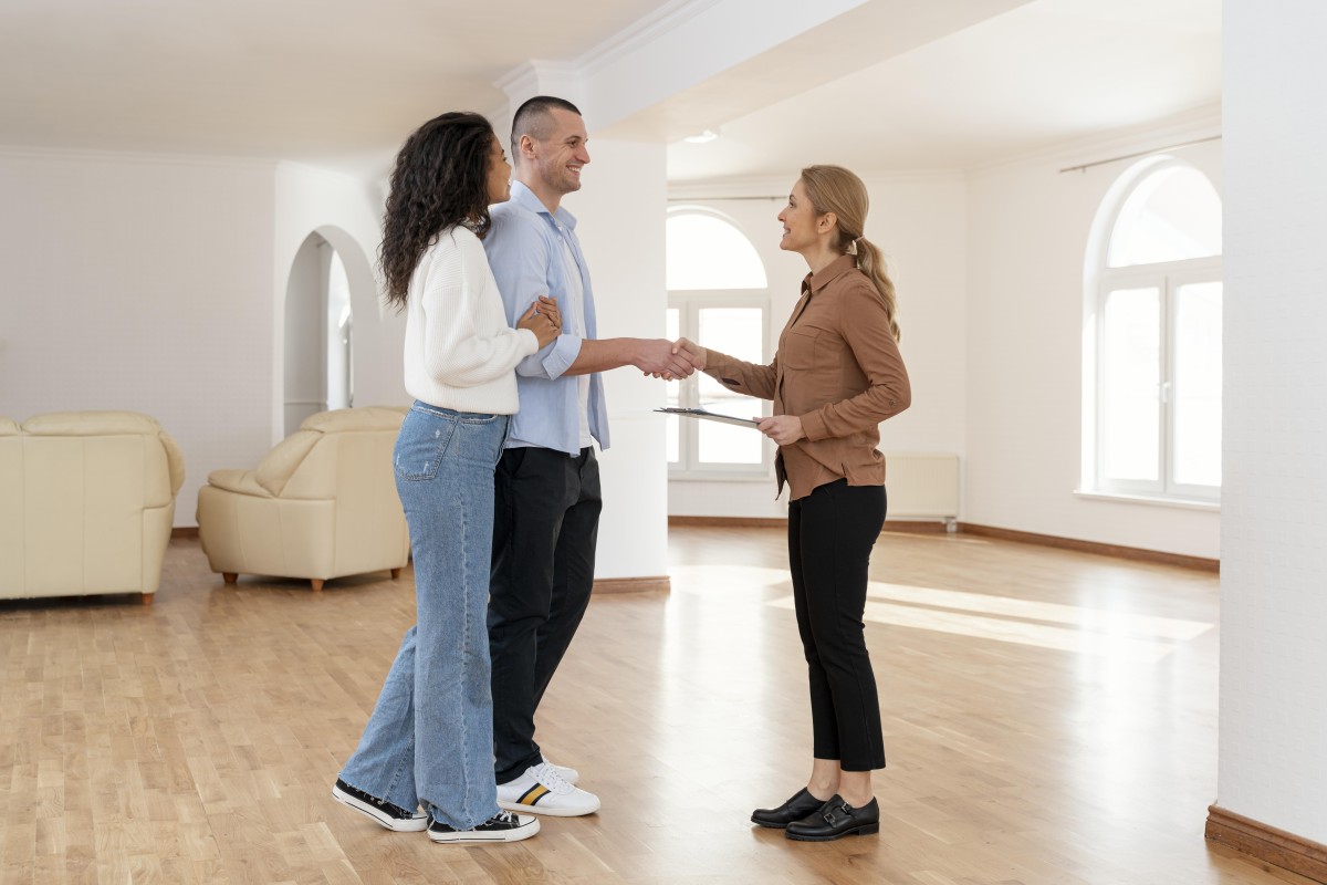 Vender casa com imobiliária