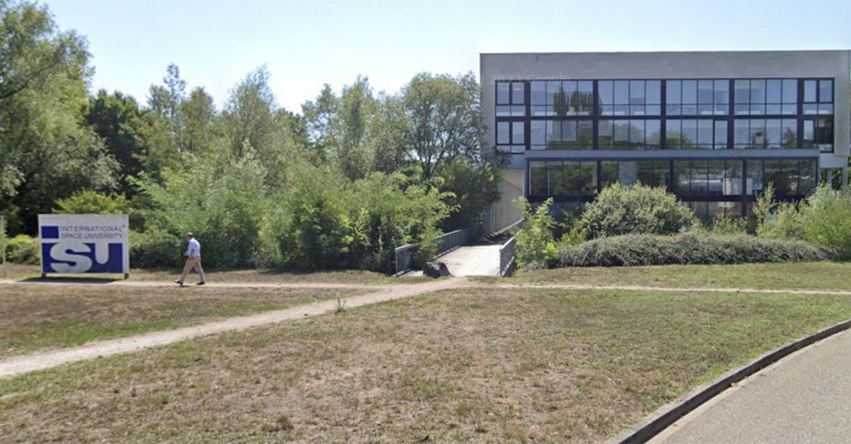 International Space University, France