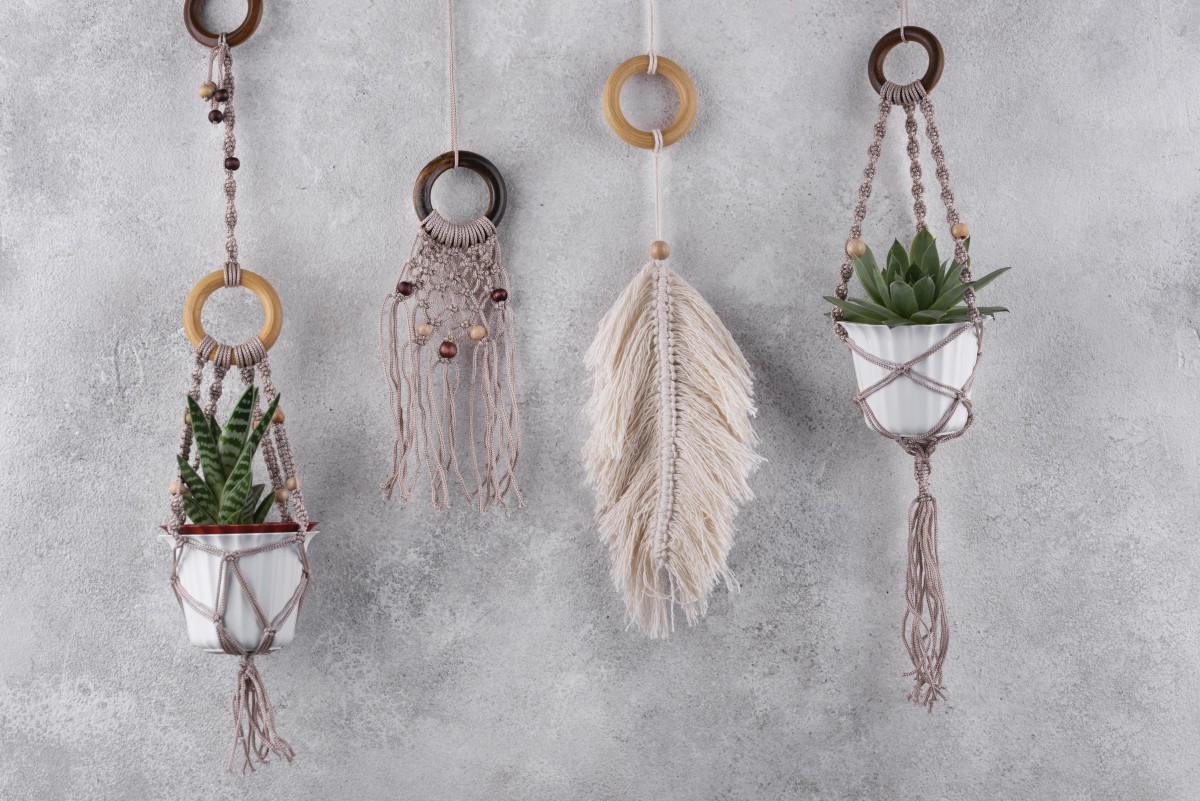Pendurar peças de macramé