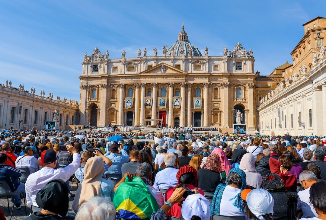 vaticano cheio de gente