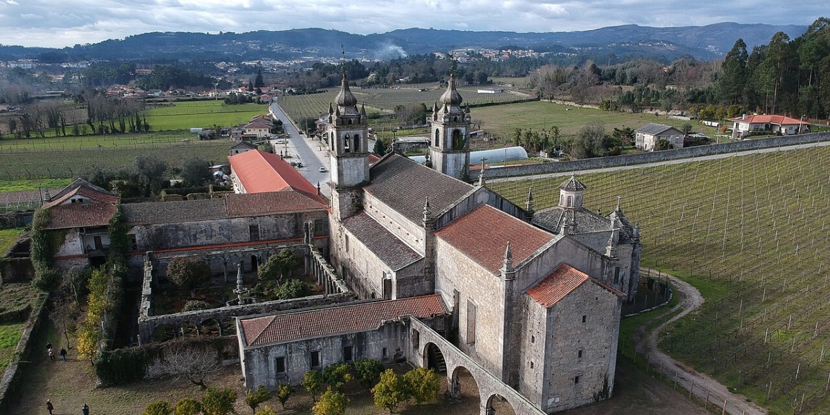 Amares