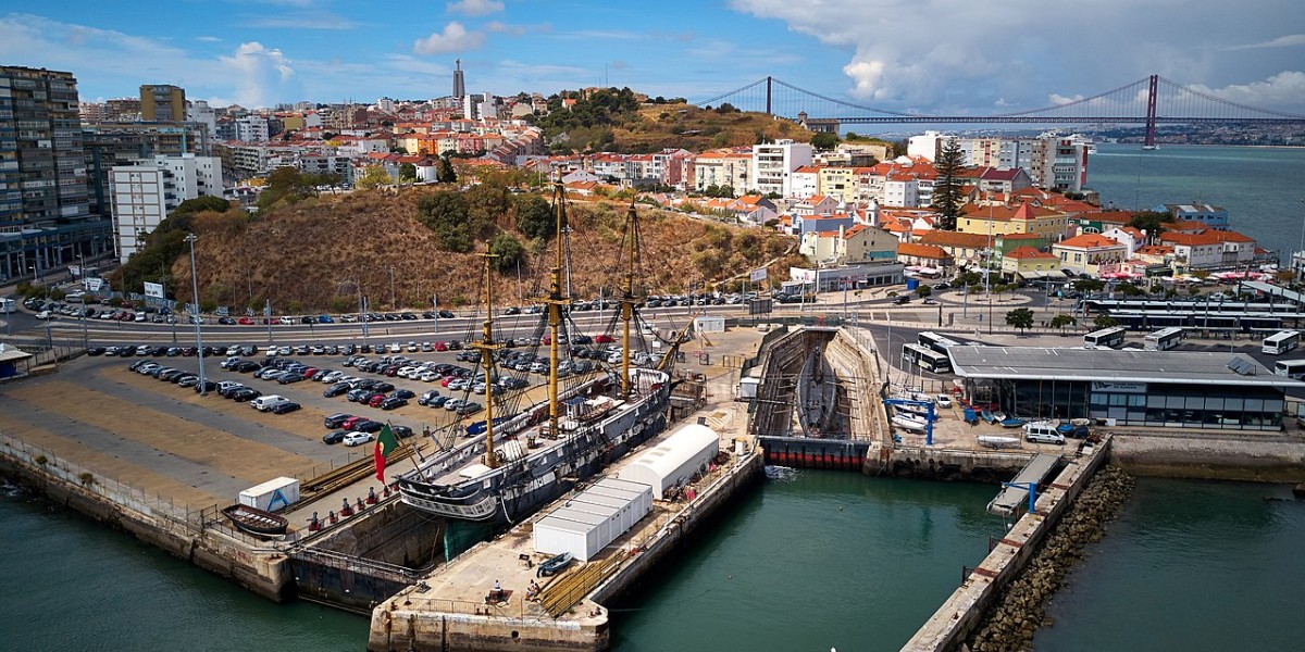 Almada