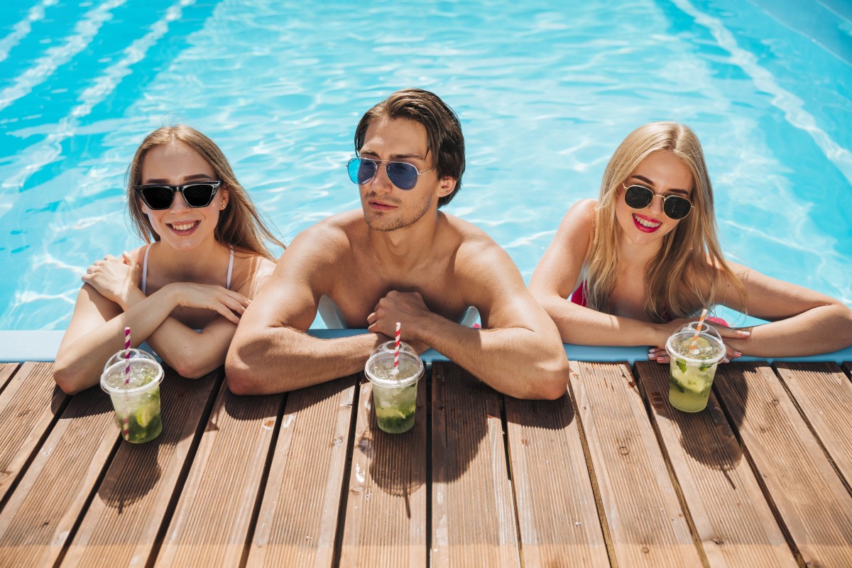 Como limpar piscina verde