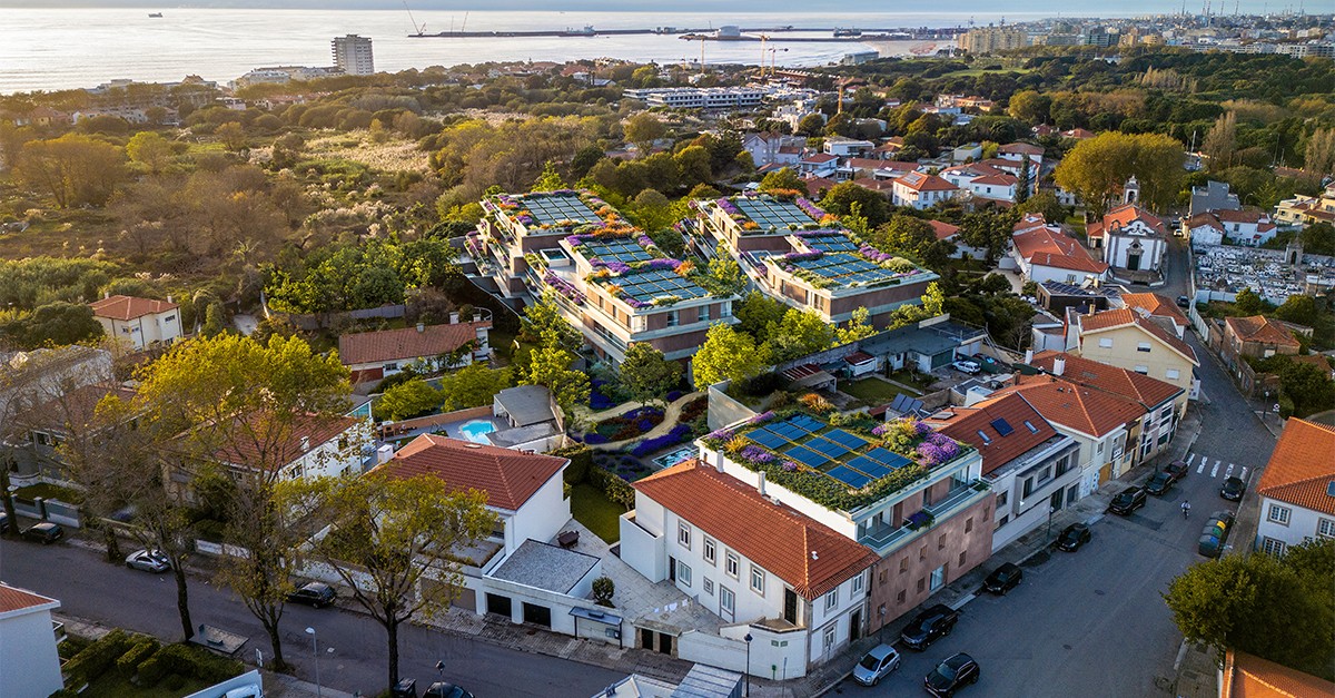 Nomad Eden, no Porto Casas na Foz do Porto
