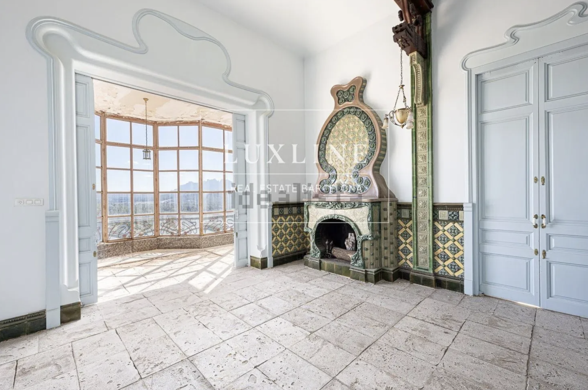 La casa de Rosalía y Rauw Alejandro sigue a la venta dos años después de su ruptura: así es esta villa modernista