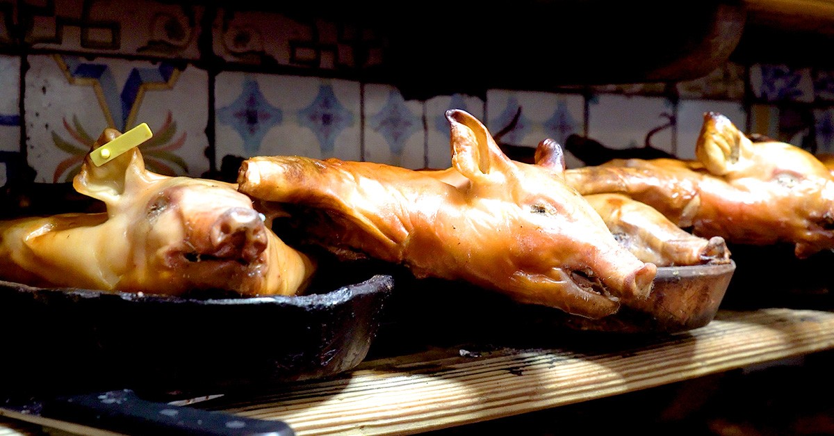 Leitões armazenados junto ao forno