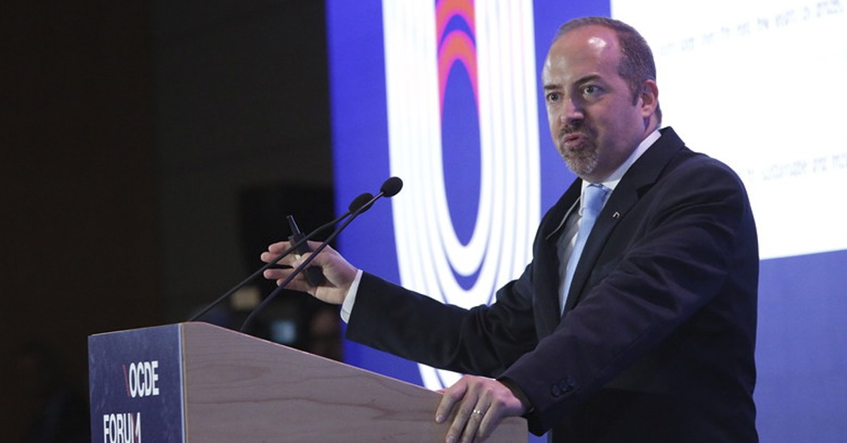 Álvaro Santos Pereira