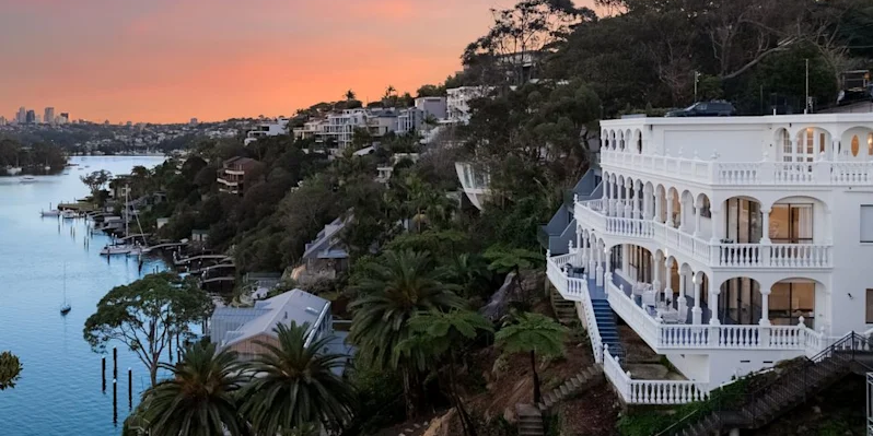 "Wedding Cake House"