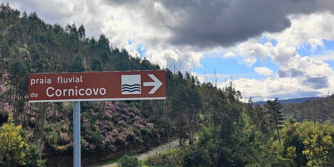Praia Fluvial de Cornicovo