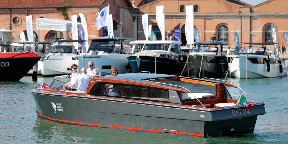 Taxi aquático em Veneza