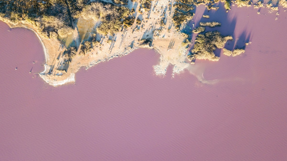 Lago de água salgada