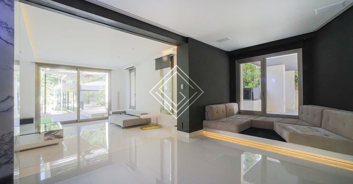 A mansão de Sergio Ramos e Pilar Rubio em La Moraleja, Madrid