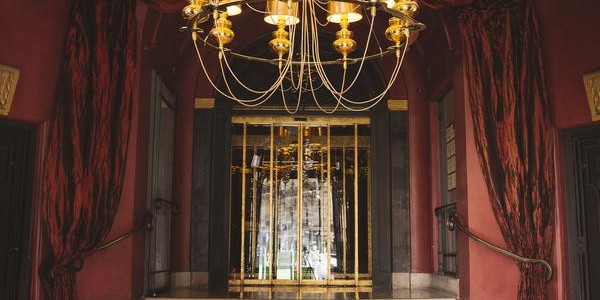 Hotel Banke Opera