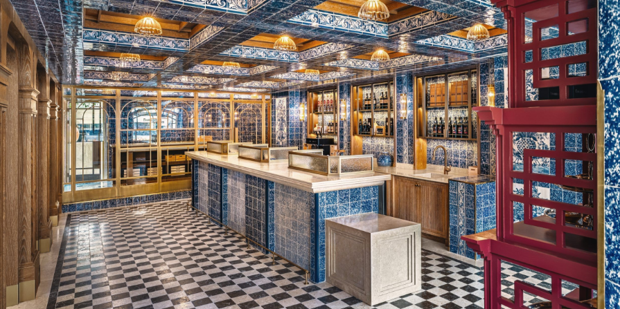 Novo balcão dos Pastéis de Belém