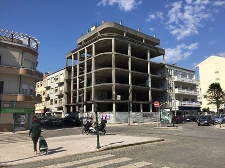 Edifício abandonado em Aveiro