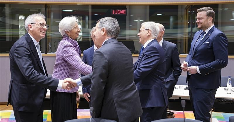 Juros do BCE a descer em 2026