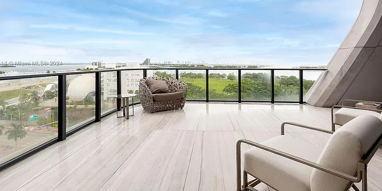 Marc Anthony perde milhões na venda do seu apartamento em Miami