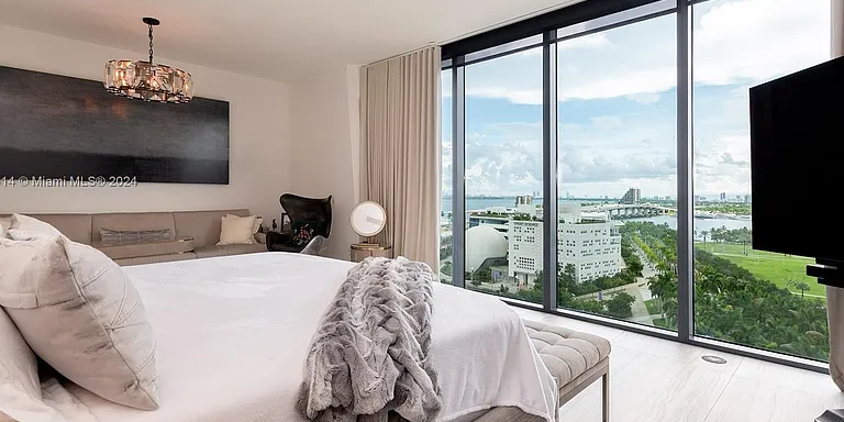 Marc Anthony perde milhões na venda do seu apartamento em Miami