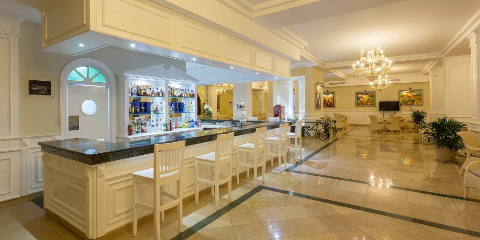 Eurostars Grand Cayacoa