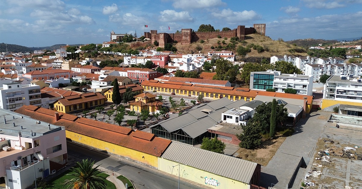 Reabilitar fábricas antigas