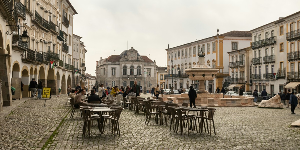 Living in evora as an american