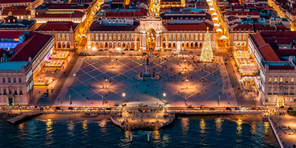 Christmas lights in Lisbon