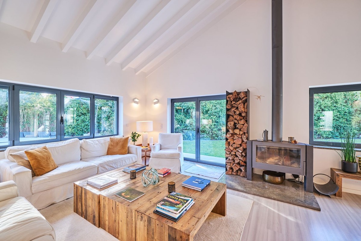 sala de estar com lareira